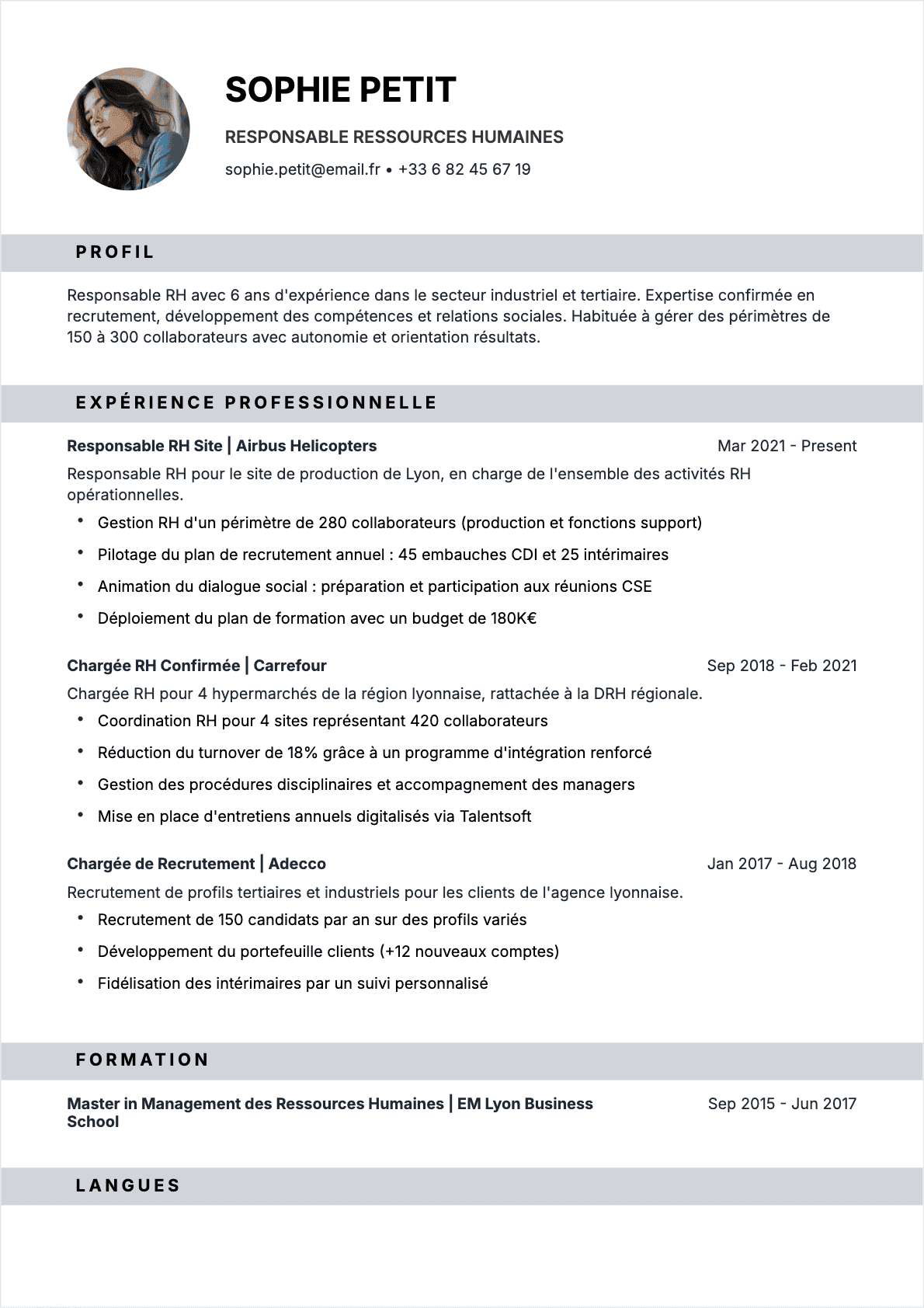 Télécharger le modèle de CV Responsable RH Modèle de CV Responsable RH, Intermediate